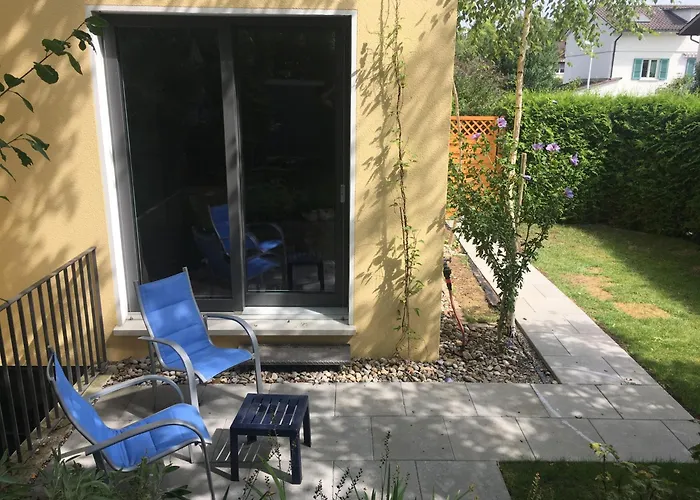 Studio With Private Garden & Free Parking